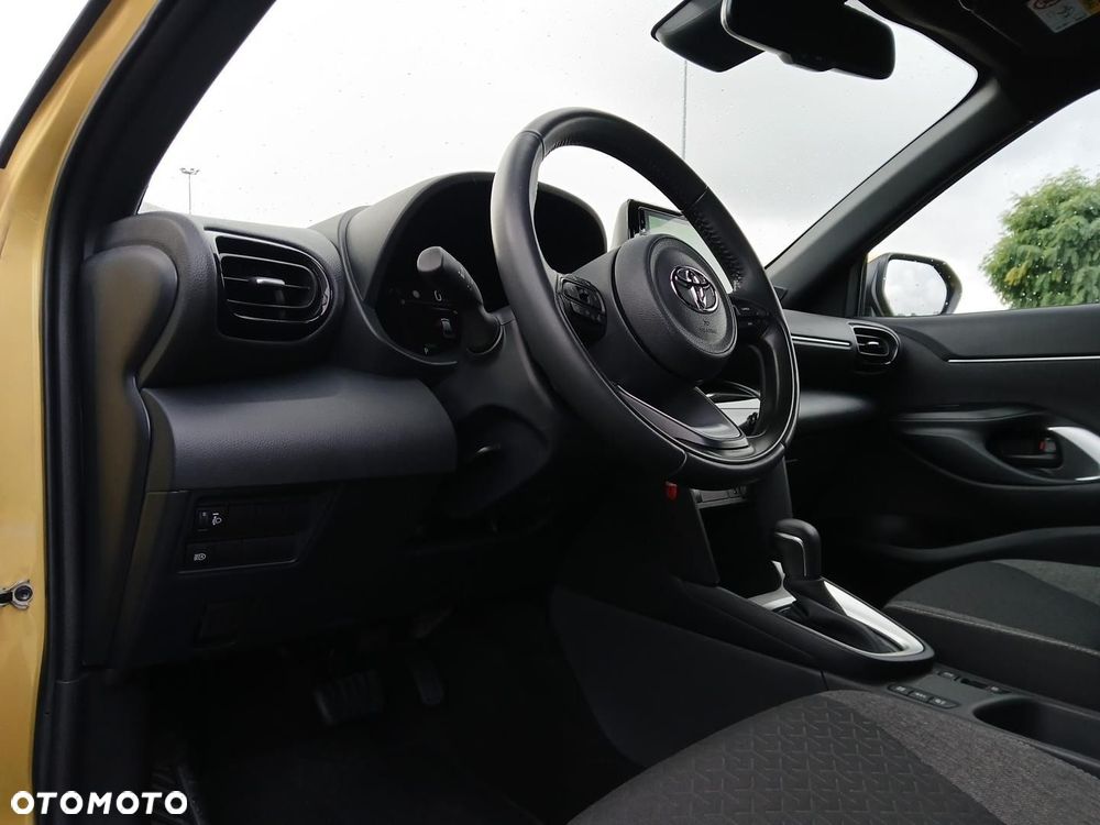 Toyota Yaris Cross Hybrid 1.5 Comfort - 19