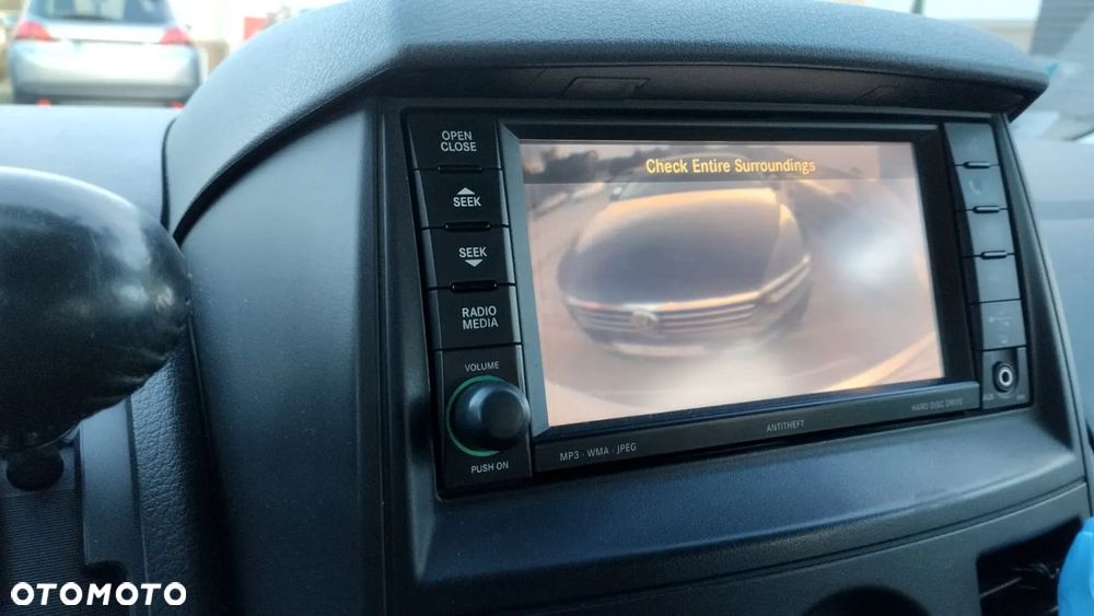Chrysler Grand Voyager - 16