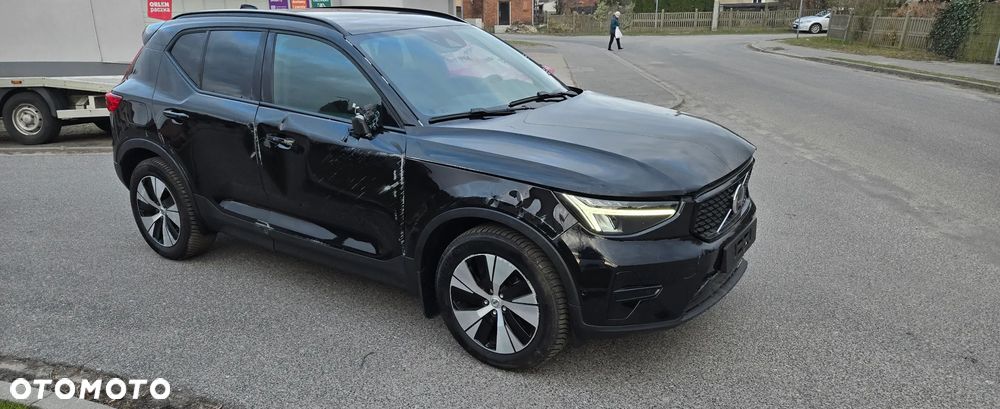 Volvo XC 40 T2 Plus Dark - 1