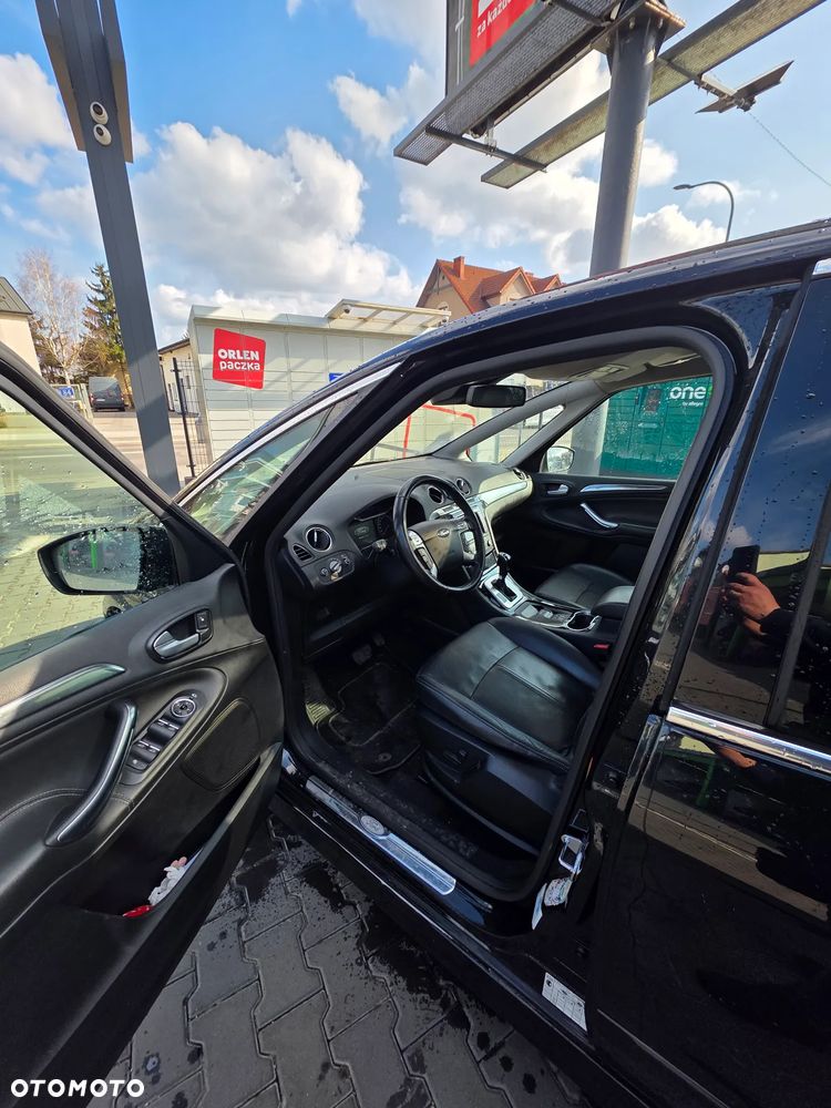 Ford S-Max - 8
