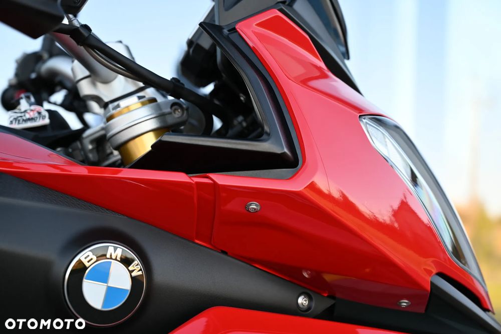 BMW XR - 13