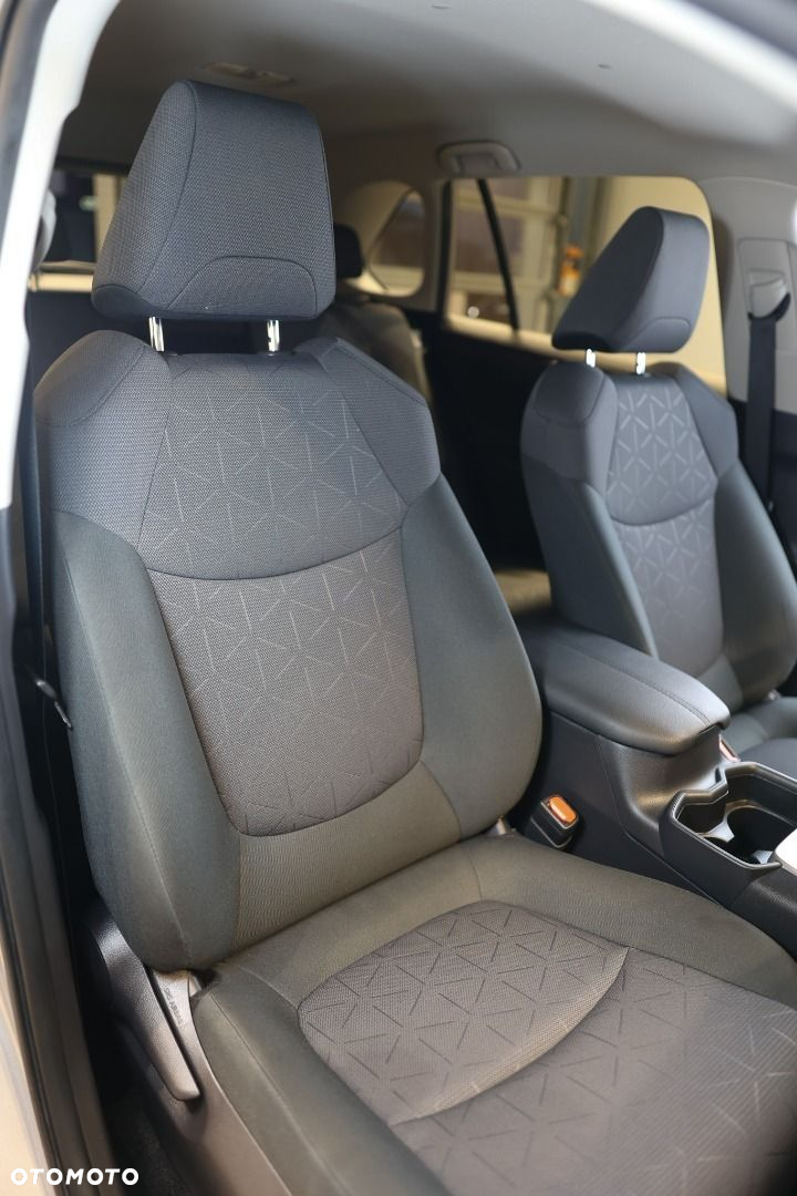 Toyota RAV4 - 33