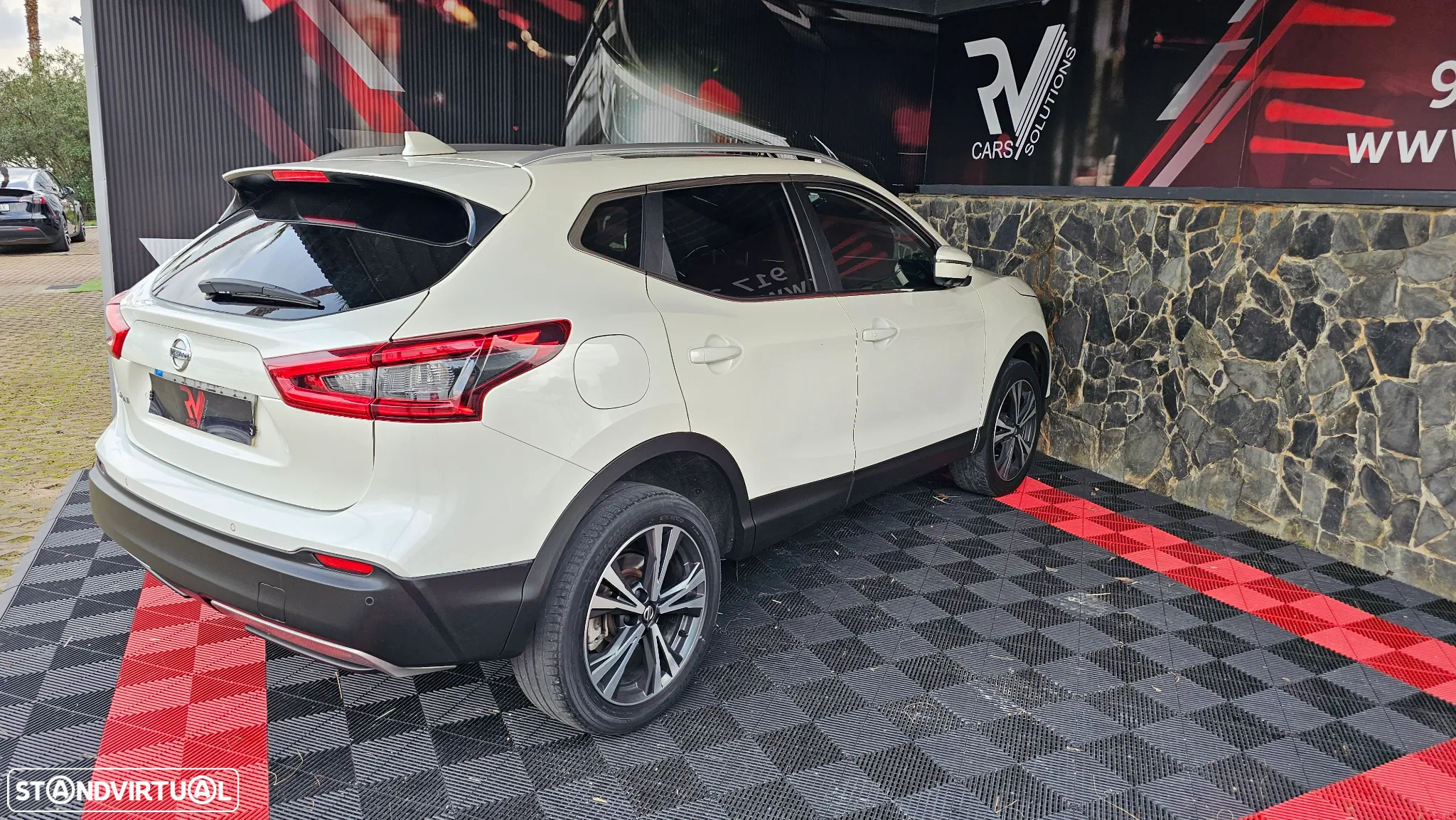 Nissan Qashqai 1.5 dCi N-Connecta J18+Led - 7