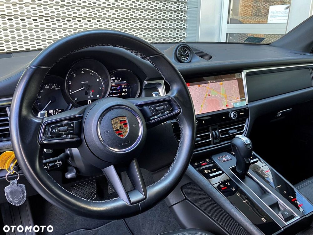 Porsche Macan - 17