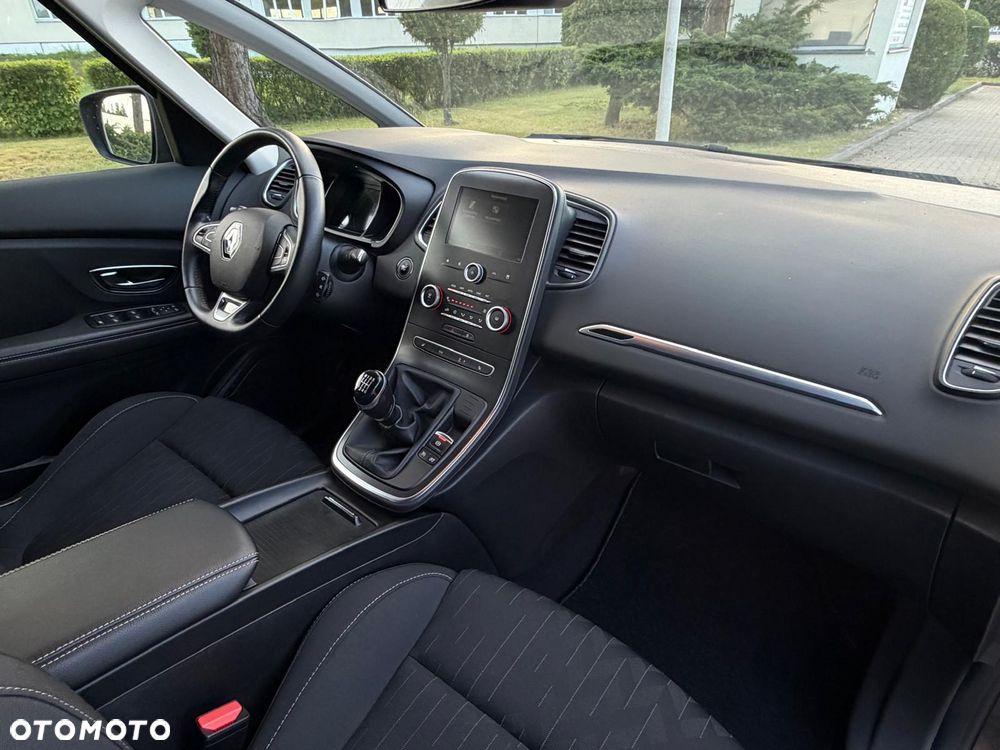 Renault Scenic ENERGY TCe 140 LIMITED - 11