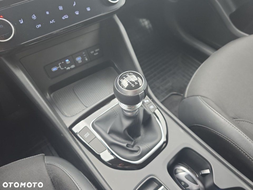Hyundai Tucson - 16