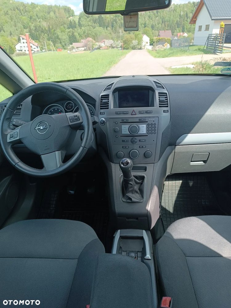 Opel Zafira 1.8 Sport - 9