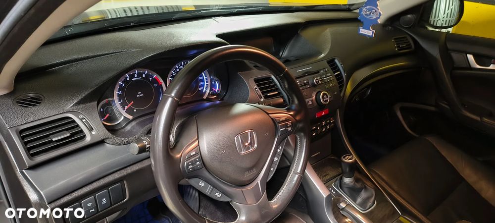 Honda Accord 2.4 Executive - 17