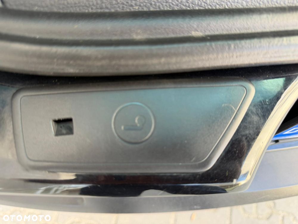 Volkswagen Tiguan 2.0 TDI DPF BlueMotion Technology Lounge Sport & Style - 19