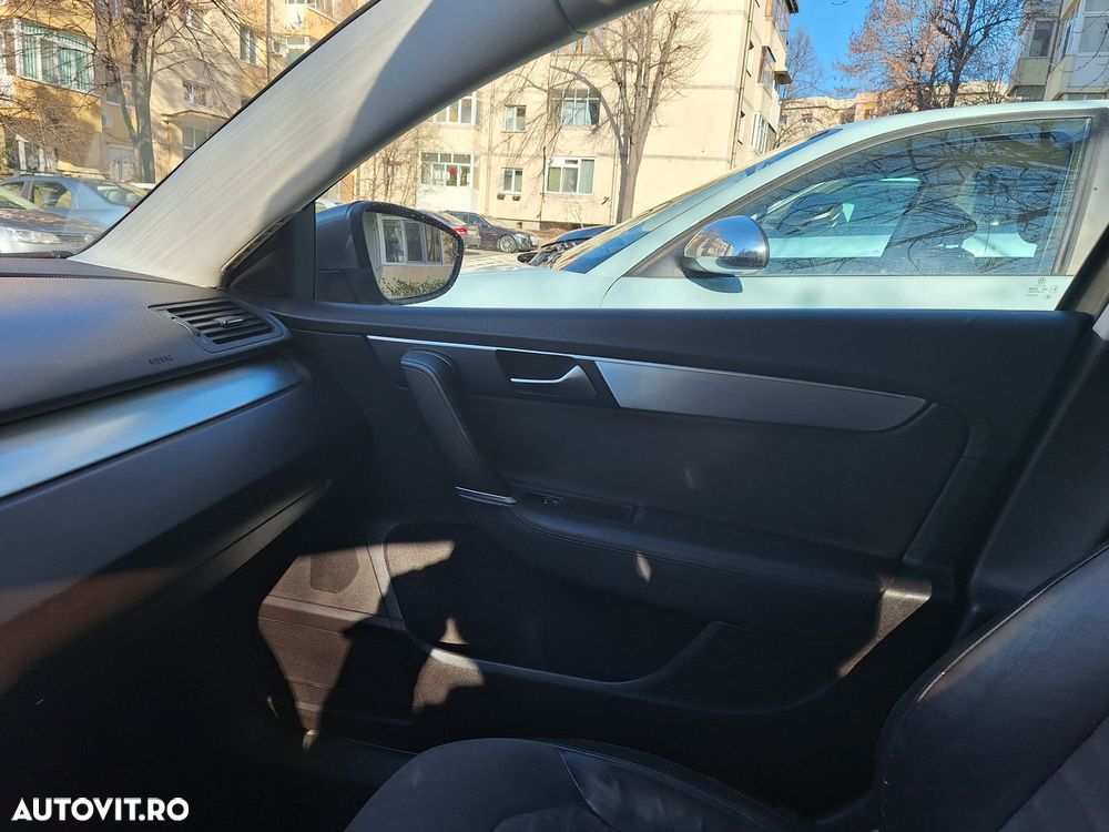 Volkswagen Passat Variant 1.8 TSI Comfortline - 9