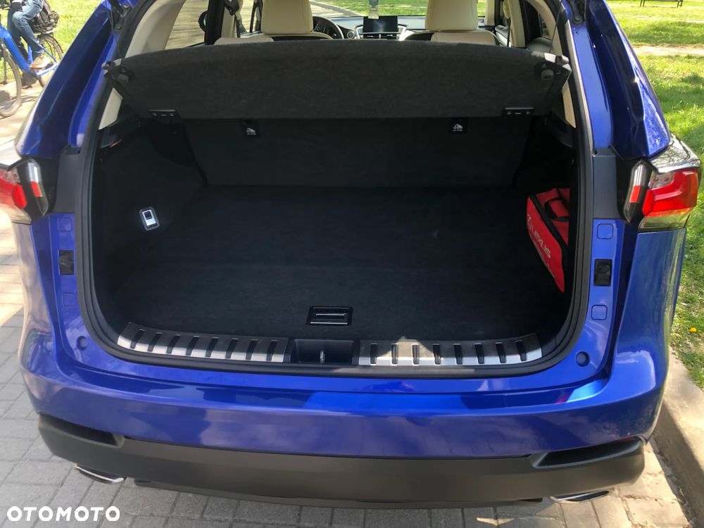 Lexus NX 200t AWD - 25