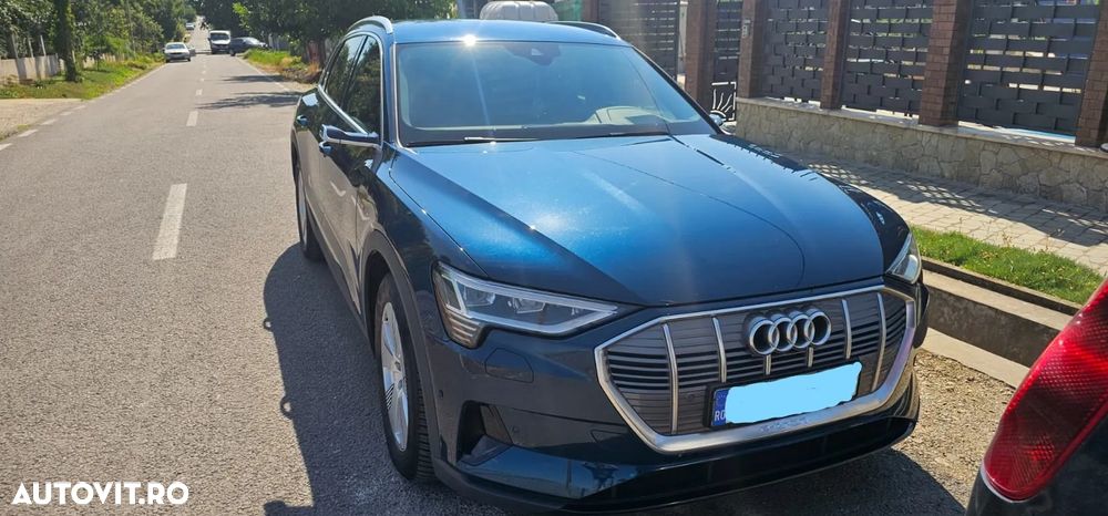 Audi e-tron quattro S - 2