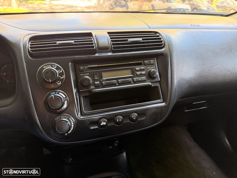 Honda Civic 1.6 LS - 24