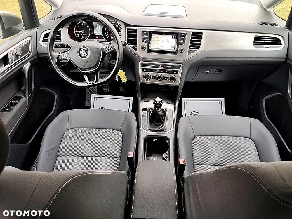 Volkswagen Golf Sportsvan 1.6 TDI BlueMotion Technology Lounge - 18