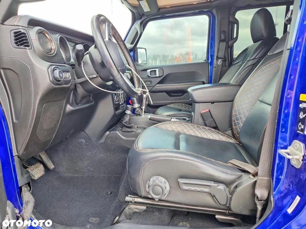 Jeep Wrangler Unlimited 3.6 Automatik Sahara - 7
