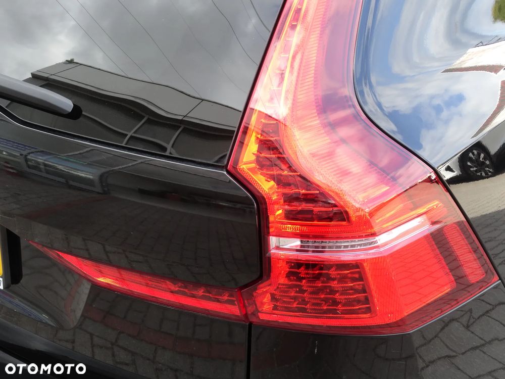 Volvo XC 60 B4 D Geartronic RDesign - 34