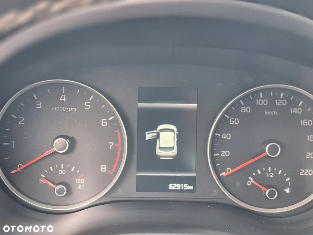 Kia Stonic 1.0 T-GDI L - 10