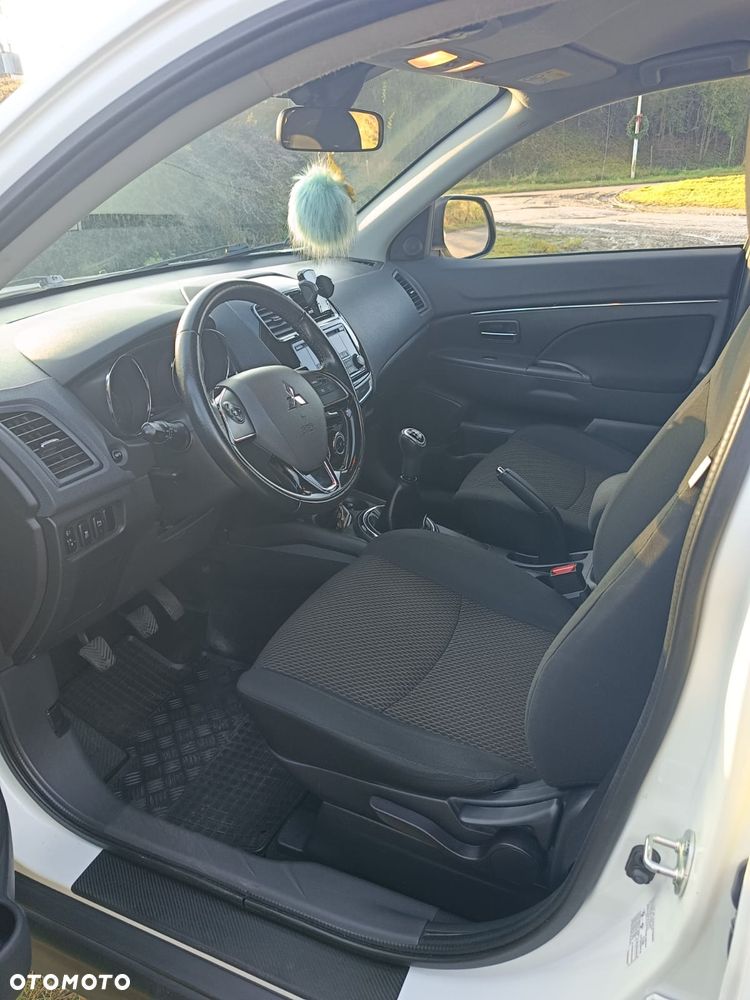 Mitsubishi ASX 1.6 Inform EU6 - 11