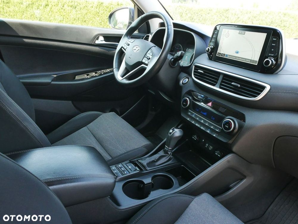 Hyundai Tucson 1.6 GDi 2WD DCT Select - 12