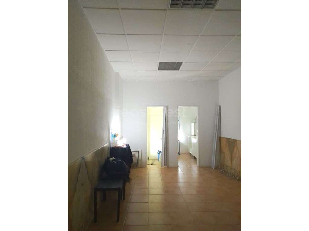 Loja no Centro de Almada - Grande imagem: 3/9