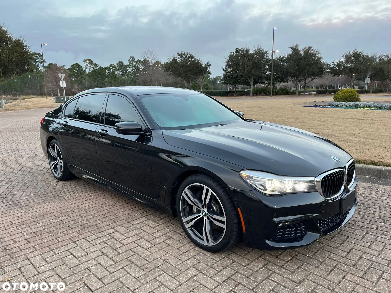 BMW Seria 7 740Li - 2
