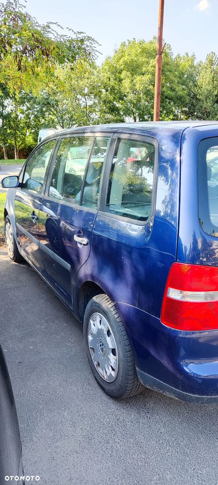 Volkswagen Touran 1.9 TDI Basis - 2