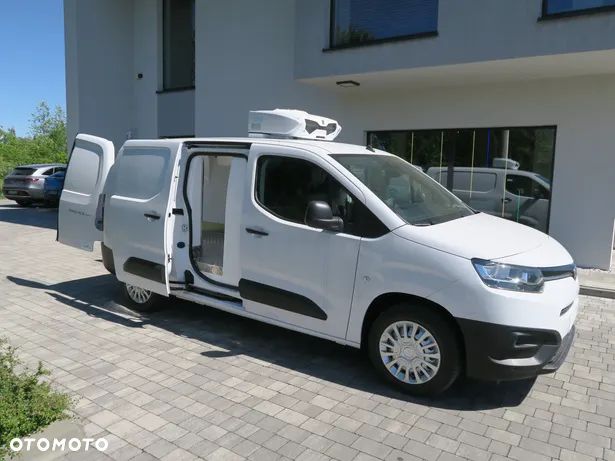 Toyota PROACE CITY LONG VAN z zabudową izotermiczną - 2