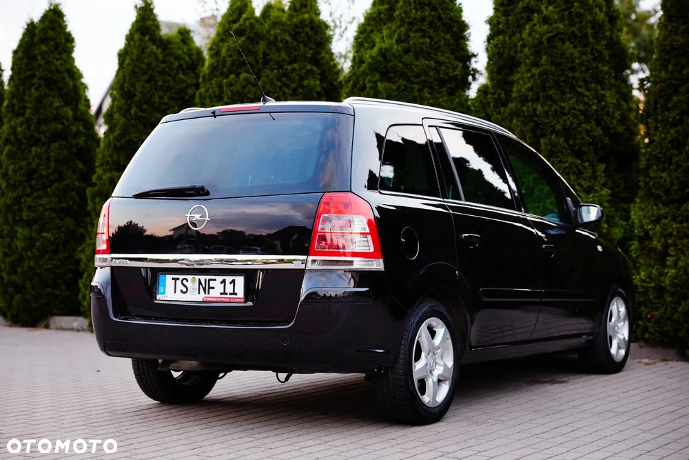 Opel Zafira 1.8 Cosmo - 6