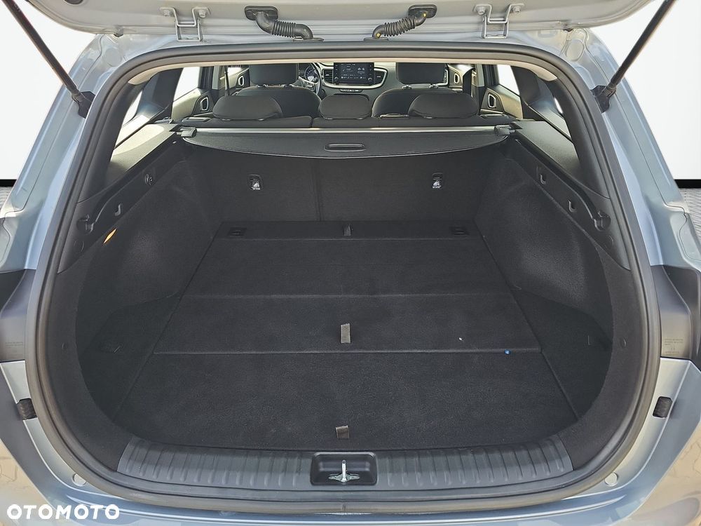 Kia Ceed 1.5 T-GDI M - 22