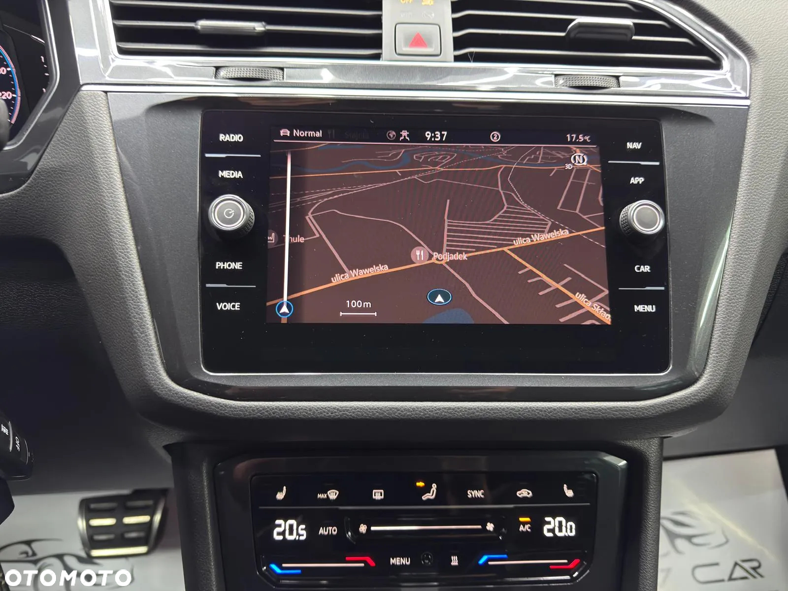 Volkswagen Tiguan 2.0 TDI SCR 4MOTION DSG R-Line - 19