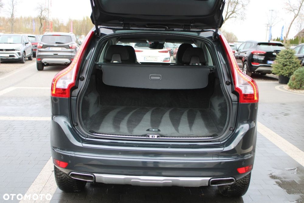 Volvo XC 60 - 6