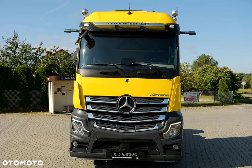 Mercedes-Benz Actros 1845 Stream Space - 12