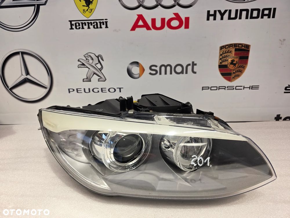 BMW E92 / E93 PRAWY BI-XENON SKRĘTNY DYNAMIC PRAWA LAMPA PRZEDNIA PRZÓD , NR 7239932 / 7239932-07 / 0301261284 , NR AUKCJI LPP201 - 1