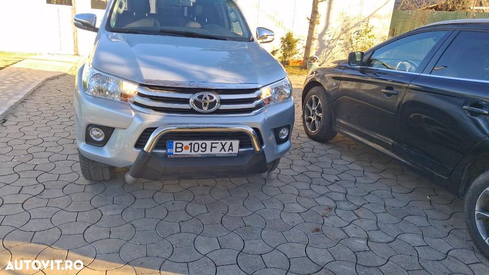 Toyota HILUX - 1