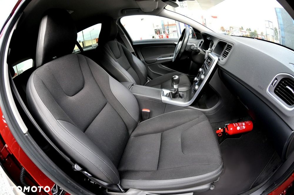Volvo V60 - 24