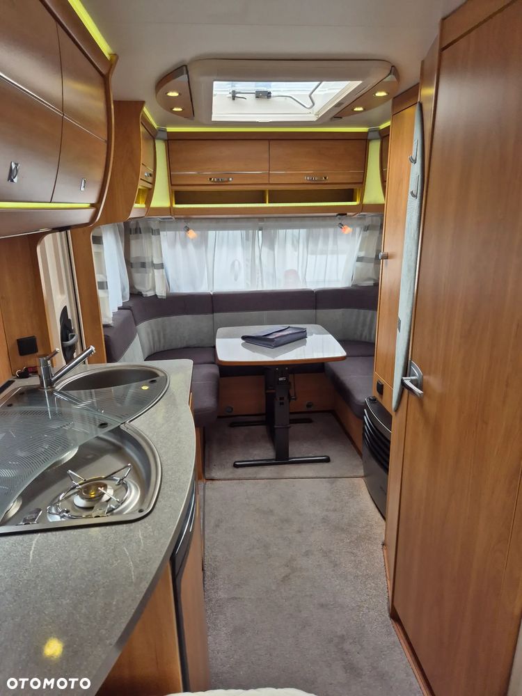 Dethleffs 470 Camper - 12