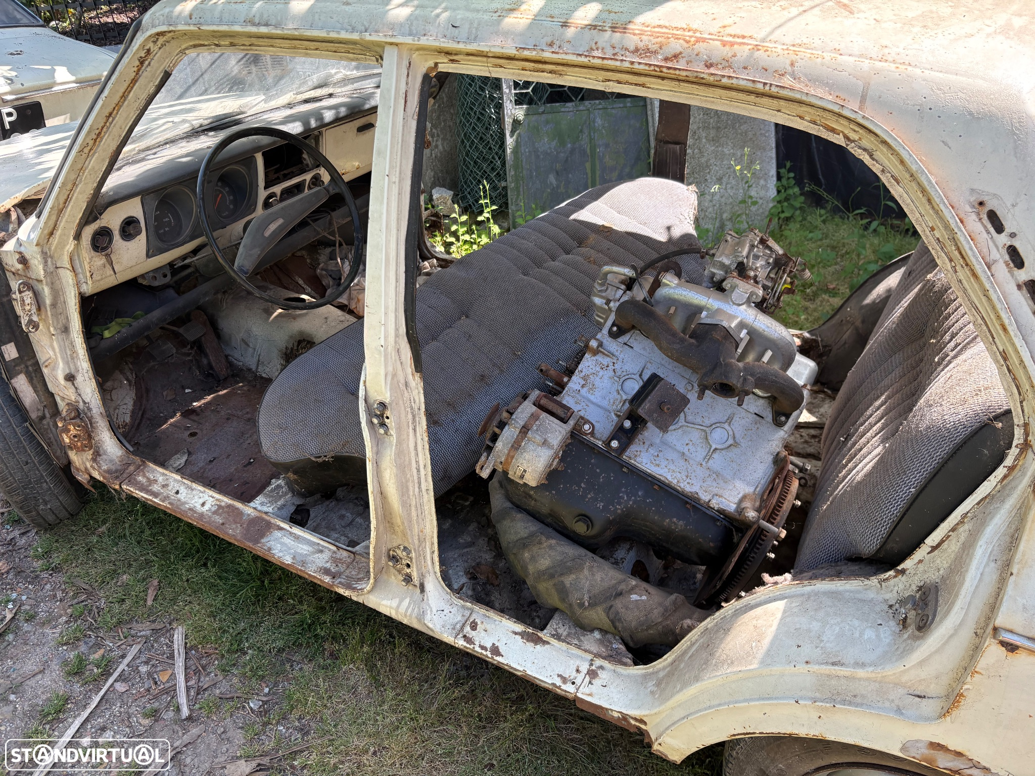 Toyota Corolla - 10