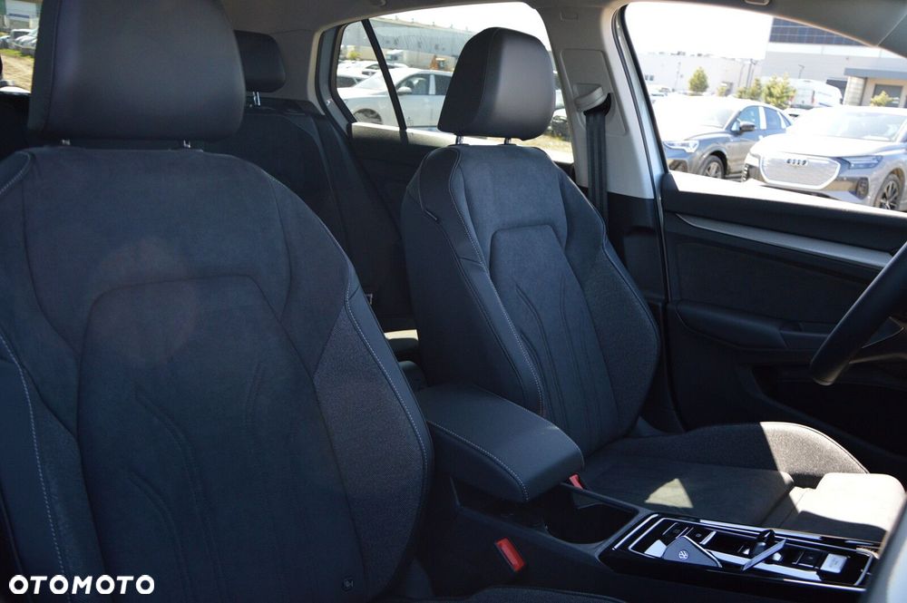 Volkswagen Golf - 15