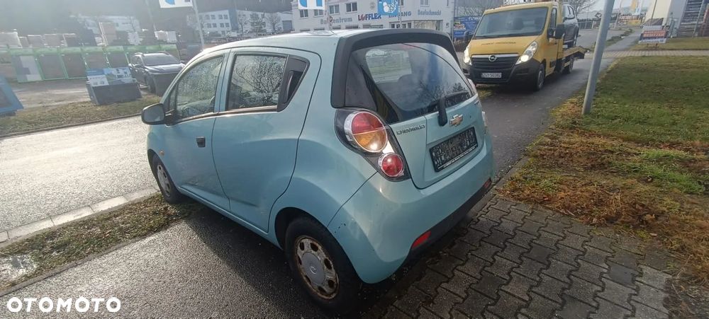 Chevrolet Spark - 4