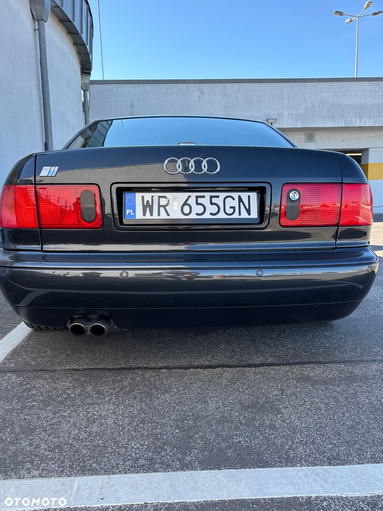 Audi S8 - 10