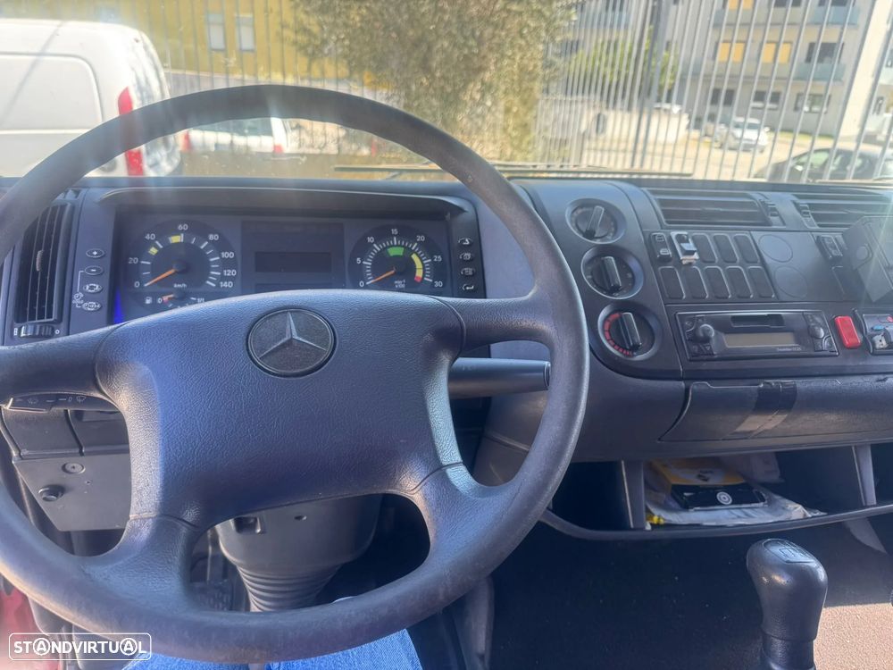 Mercedes Benz 815 L - 9