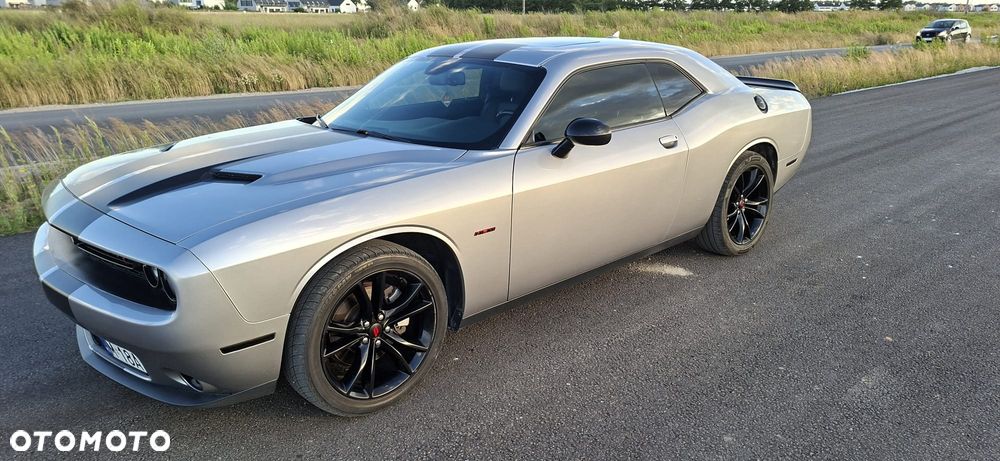 Dodge Challenger 5.7 R/T - 12