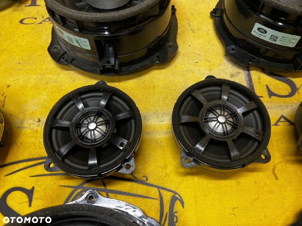 KOMPLET ZESTAW 13 GŁOŚNIKÓW MERIDIAN RANGE ROVER VELAR L560 - 10