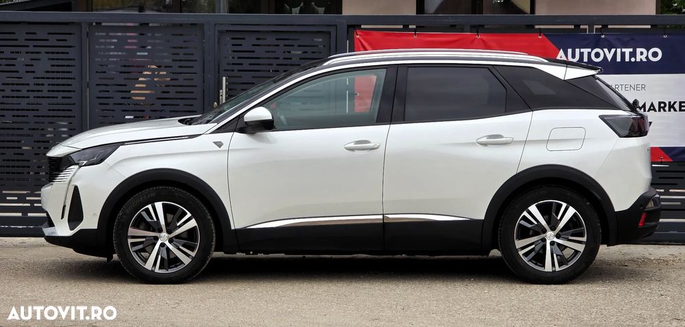 Peugeot 3008 PHEV 300 EAT8 4X4 GT - 8