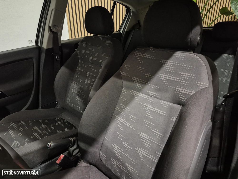 Opel Corsa 1.2 Cosmo - 18