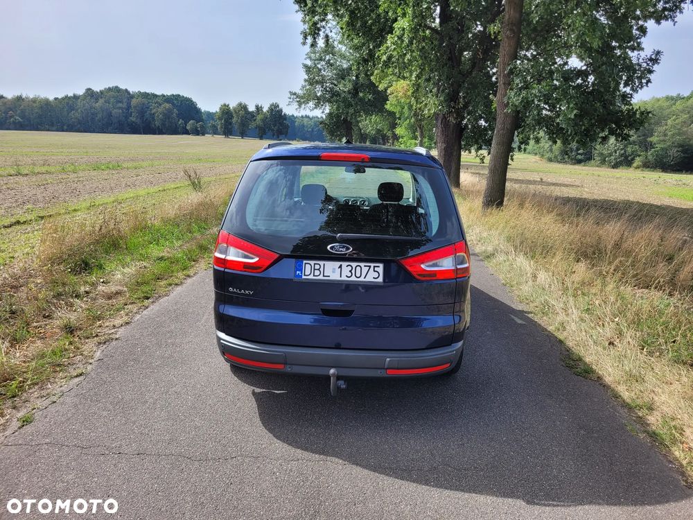 Ford Galaxy 2.0 TDCi Trend - 14