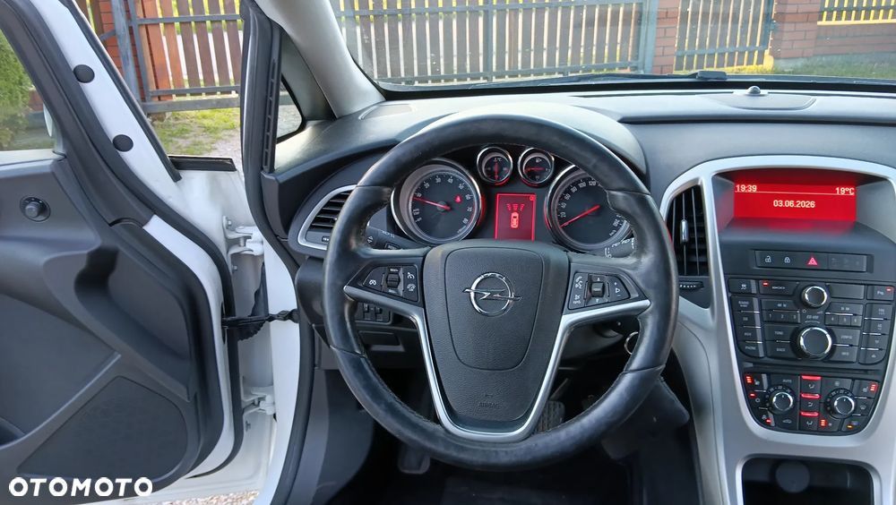 Opel Astra 1.4 T Edition 150 - 15