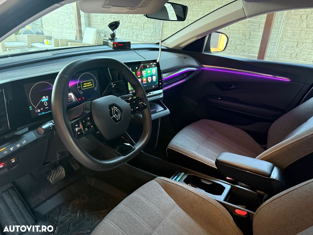 Renault Megane E-TECH EV60 super charge equilibre - 8