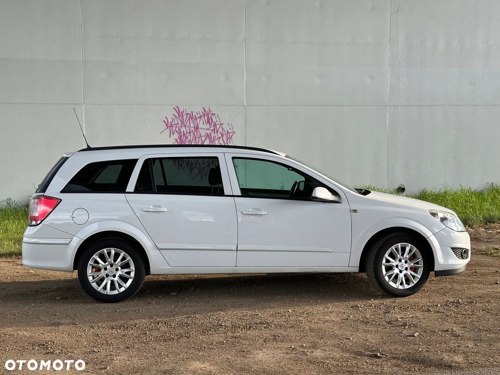 Opel Astra 1.3 CDTI DPF - 10