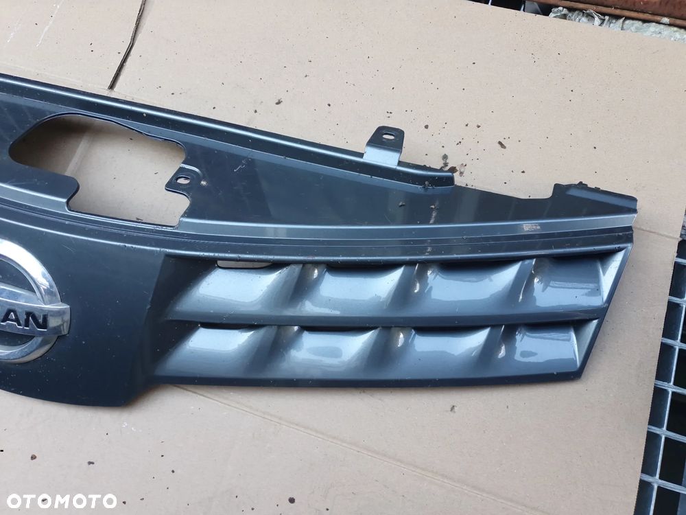 GRILL ATRAPA CHŁODNICY NISSAN NOTE E11 - 2